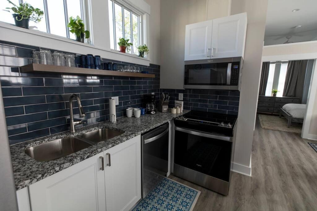 Guest House 12 South Nashville Bagian luar foto