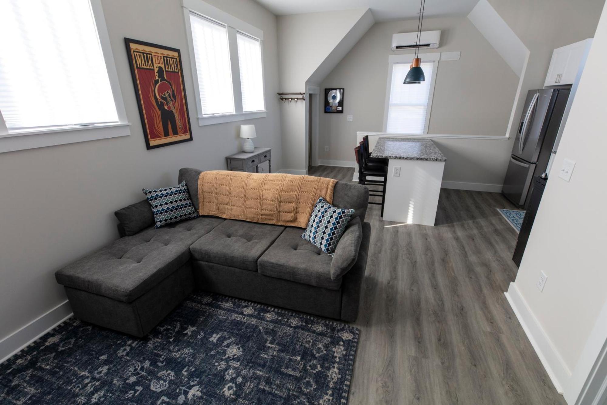 Guest House 12 South Nashville Bagian luar foto